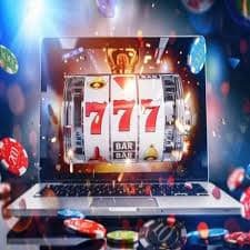 Filipino player watching a live dealer baccarat table on phtaya mobile browser